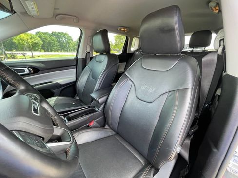 Used 2022 Jeep Compass Limited AWD/4WD image 23