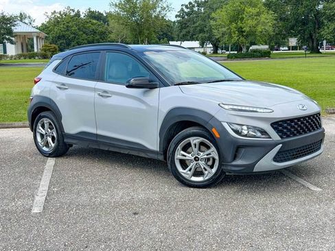 Used 2023 Hyundai Kona SEL FWD image 1