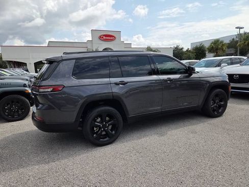Used 2024 Jeep Grand Cherokee L Laredo AWD/4WD image 12