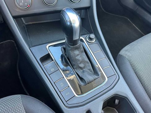 Used 2019 Volkswagen Jetta S image 29