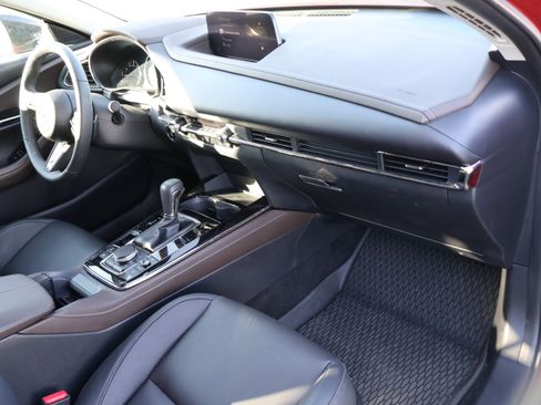 Certified 2025 MAZDA CX-30 2.5 Turbo w/ Premium Plus Pkg image 10