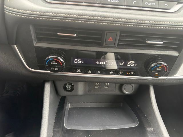 Used 2024 Nissan Rogue SV AWD/4WD image 20