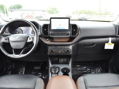 Certified 2023 Ford Bronco Sport Outer Banks w/ Tech Package AWD/4WD image 14