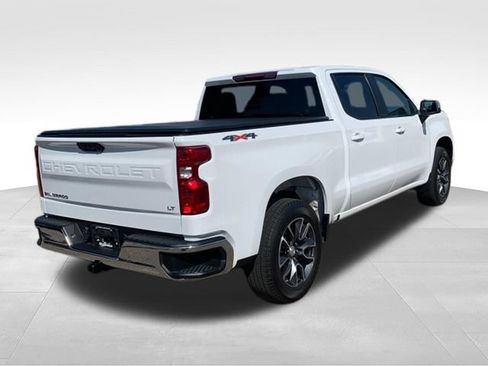 Used 2023 Chevrolet Silverado 1500 LT AWD/4WD image 2