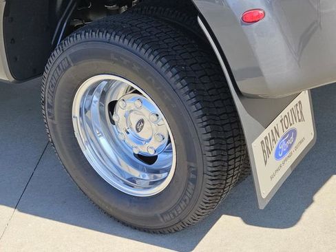 New 2026 Ford F350 XLT w/ XLT Premium Package image 9