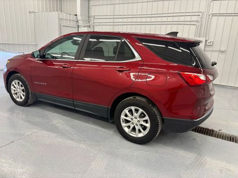 Used 2021 Chevrolet Equinox LT FWD image 3