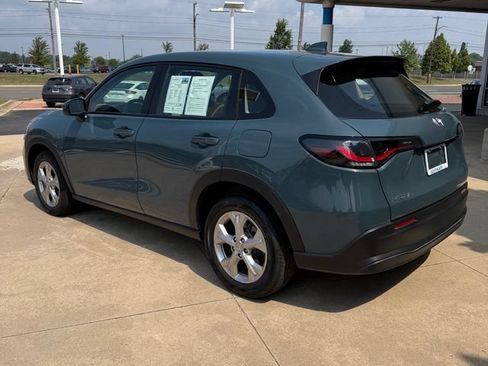 Certified 2024 Honda HR-V LX image 3