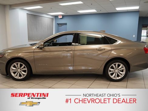 Used 2019 Chevrolet Impala LT w/ LT Convenience Package image 2