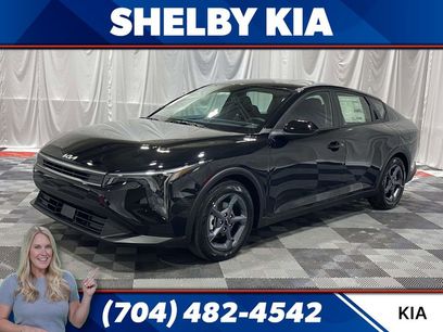 New 2026 Kia K4 LXS
