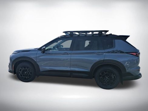 New 2025 Mitsubishi Outlander AWD image 7