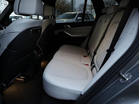 New 2026 BMW X5 xDrive40i w/ Climate Comfort Package image 26