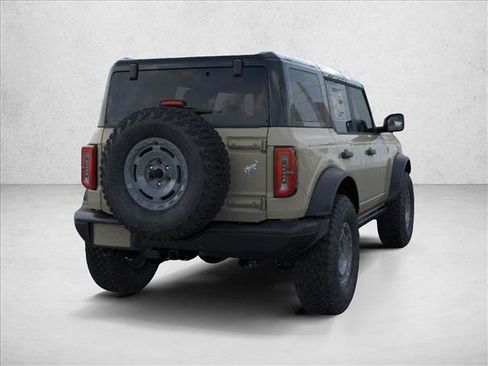 New 2025 Ford Bronco Badlands image 8