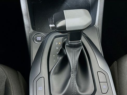 Used 2025 Kia K4 LXS image 25