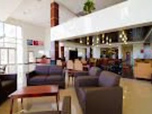 Used 2018 Toyota Camry SE FWD image 8