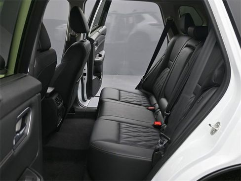 New 2025 Nissan Rogue Platinum w/ Platinum Premium Package image 9