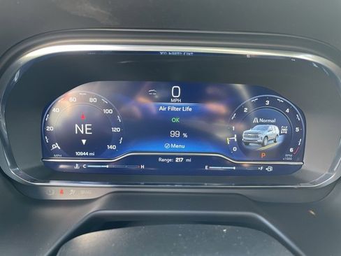 Used 2024 Chevrolet Tahoe RST w/ Luxury Package image 25