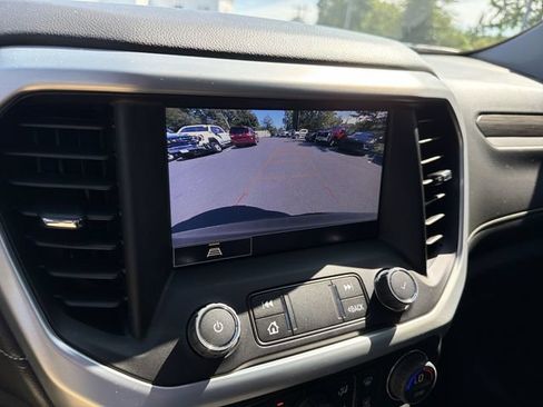 Used 2023 GMC Acadia SLT w/ Elevation Edition AWD/4WD image 15