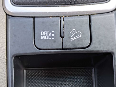 Used 2022 Kia Sportage LX FWD image 27