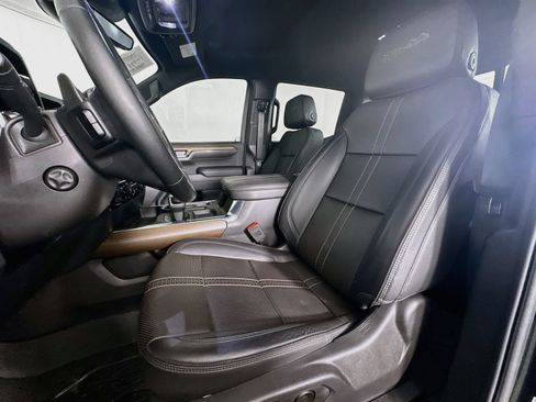 Used 2024 Chevrolet Silverado 1500 High Country w/ Technology Package AWD/4WD image 23