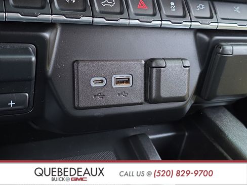 Used 2019 Chevrolet Silverado 1500 High Country w/ Technology Package image 23