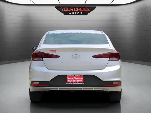 Used 2019 Hyundai Elantra SE w/ Cargo Package image 4