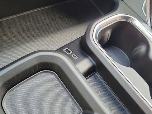 Used 2024 GMC Sierra 3500 Denali Ultimate image 29