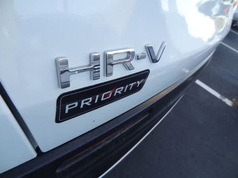 Used 2024 Honda HR-V Sport image 8