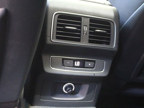 Used 2018 Audi SQ5 Prestige w/ Prestige Package AWD/4WD image 18