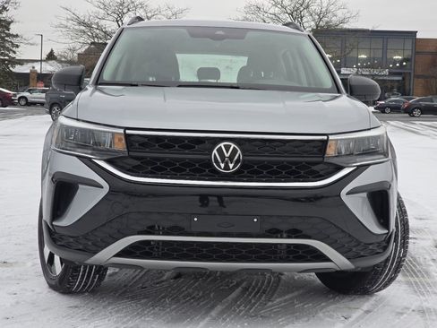 Used 2024 Volkswagen Taos S image 11