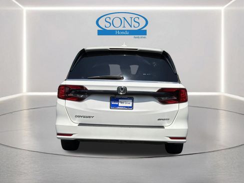 Certified 2024 Honda Odyssey Sport image 24