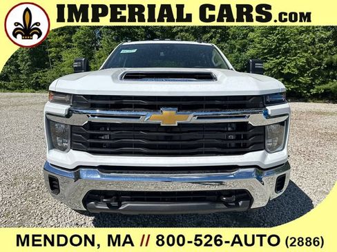 New 2026 Chevrolet Silverado 3500 LT w/ Snow Plow Prep Package AWD/4WD image 4