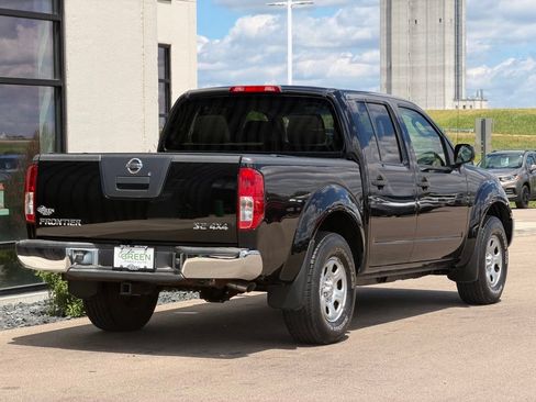 Used 2007 Nissan Frontier SE w/ Power Pkg AWD/4WD image 5