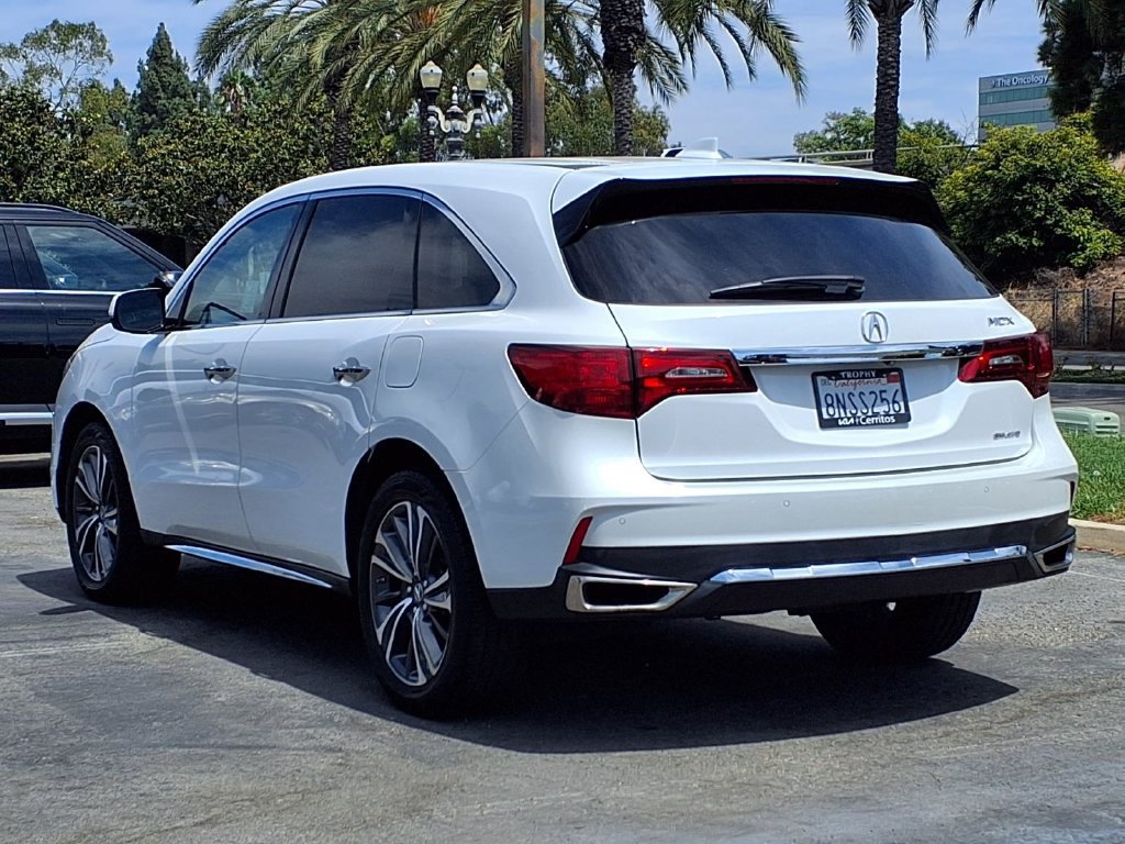 Used 2020 Acura MDX w/ Technology Package AWD/4WD image 2