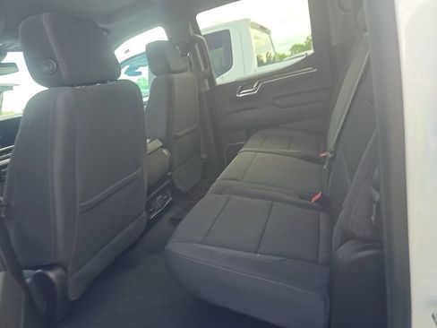 Certified 2024 Chevrolet Silverado 1500 LT w/ Z71 Off-Road Package AWD/4WD image 36