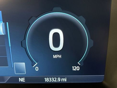 Certified 2023 Ford F150 Lightning Platinum image 23