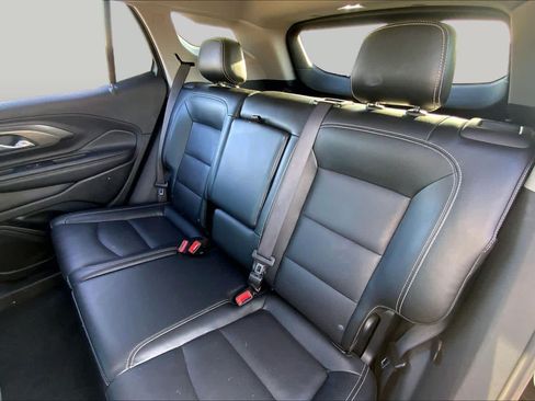 Used 2024 GMC Terrain SLT AWD/4WD image 20