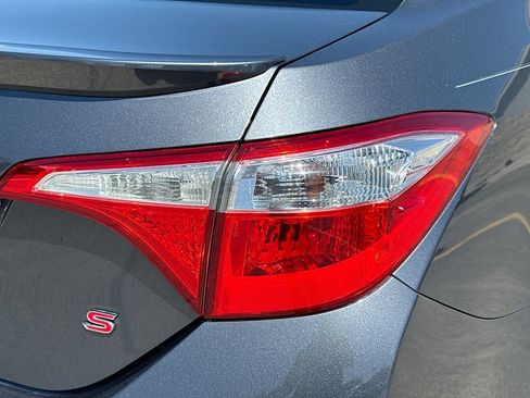 Used 2016 Toyota Corolla S FWD image 29