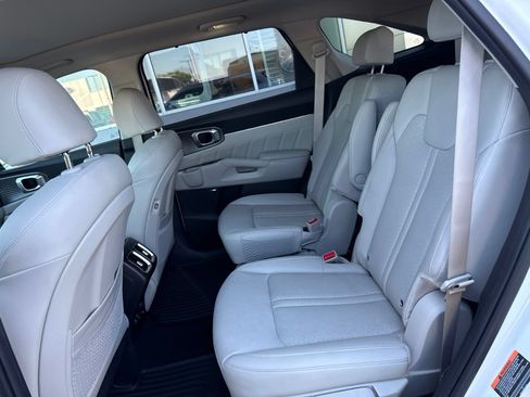 Used 2023 Kia Sorento SX Prestige AWD/4WD image 15