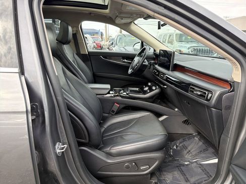 Certified 2023 Lincoln Nautilus Reserve w/ Luxury Package image 15