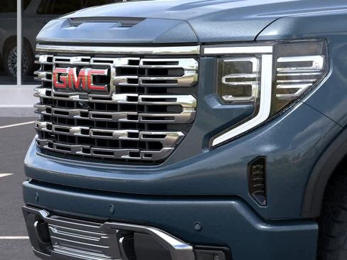 New 2026 GMC Sierra 1500 Denali w/ Technology Package AWD/4WD image 13