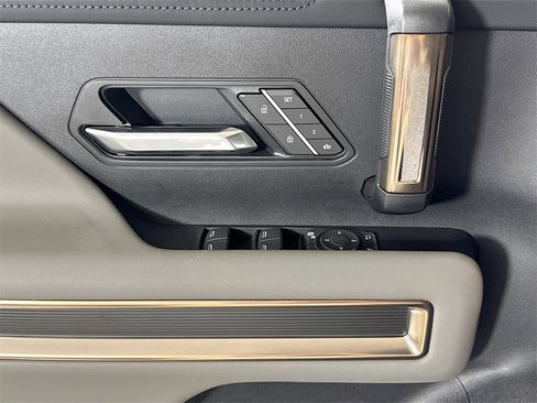 New 2025 GMC Hummer EV 2X w/ LPO, Sport Package image 16