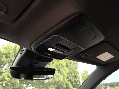Used 2026 Chevrolet Traverse RS w/ LPO, Floor Liner Package FWD image 23