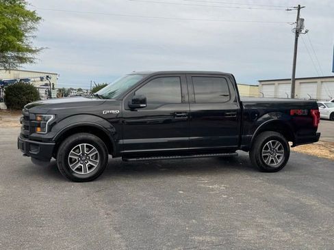 Used 2015 Ford F150 Lariat image 4