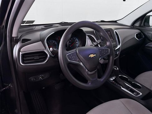 Used 2021 Chevrolet Equinox LS w/ LS Convenience Package FWD image 16