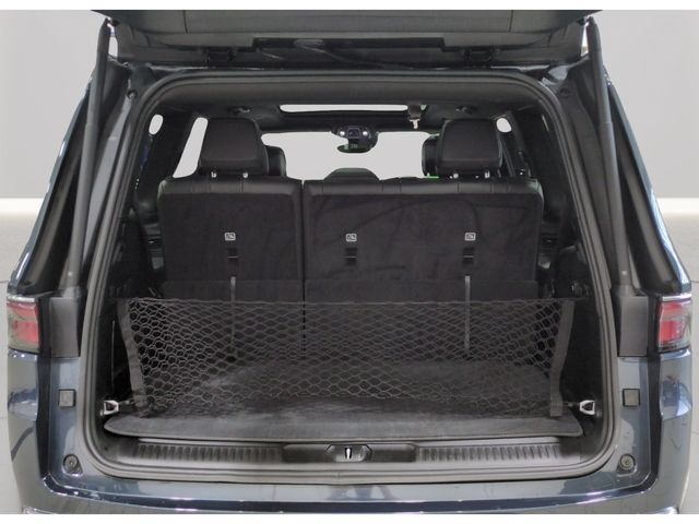 Used 2025 Jeep Wagoneer 4WD w/ Premium Group I image 24