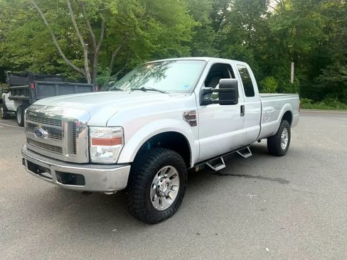 Used 2008 Ford F250 FX4 AWD/4WD image 3