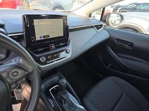 Used 2024 Toyota Corolla LE FWD image 17