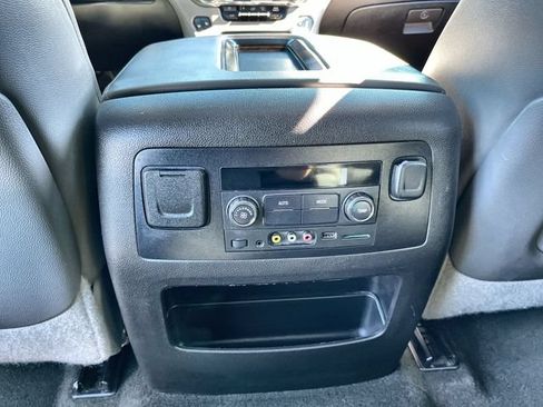 Used 2015 Chevrolet Tahoe LT AWD/4WD image 24