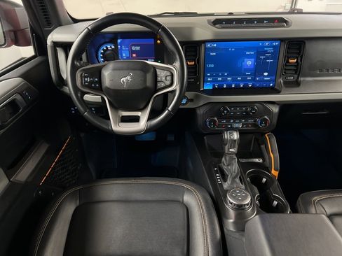 Certified 2022 Ford Bronco Badlands image 8