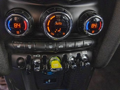 Used 2023 MINI Cooper SE image 28